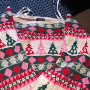 RUE 21 SWEATER CROP TOP